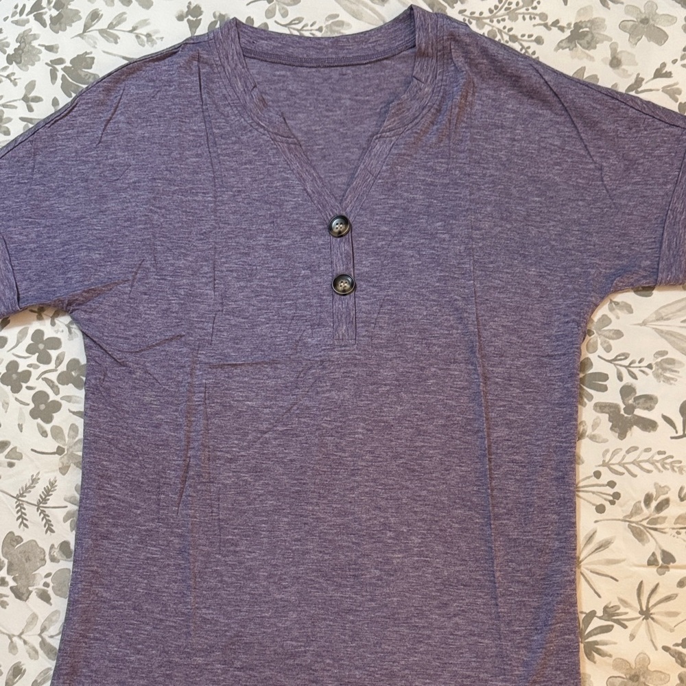 Purple Women's Casual Top NWOT - Small - Picture 2 of 6